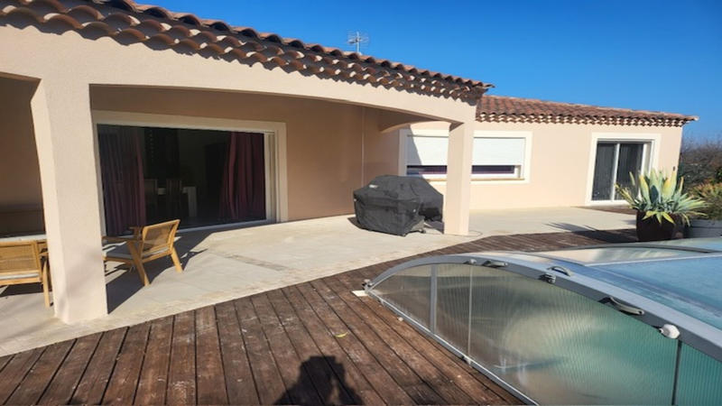 Maison - 254 m² - 4 pièces