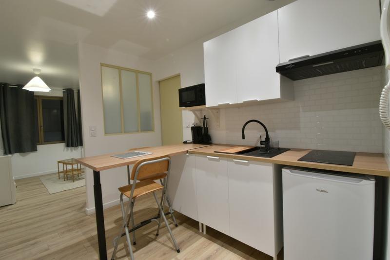 Studio - 25 m² - 1 pièce