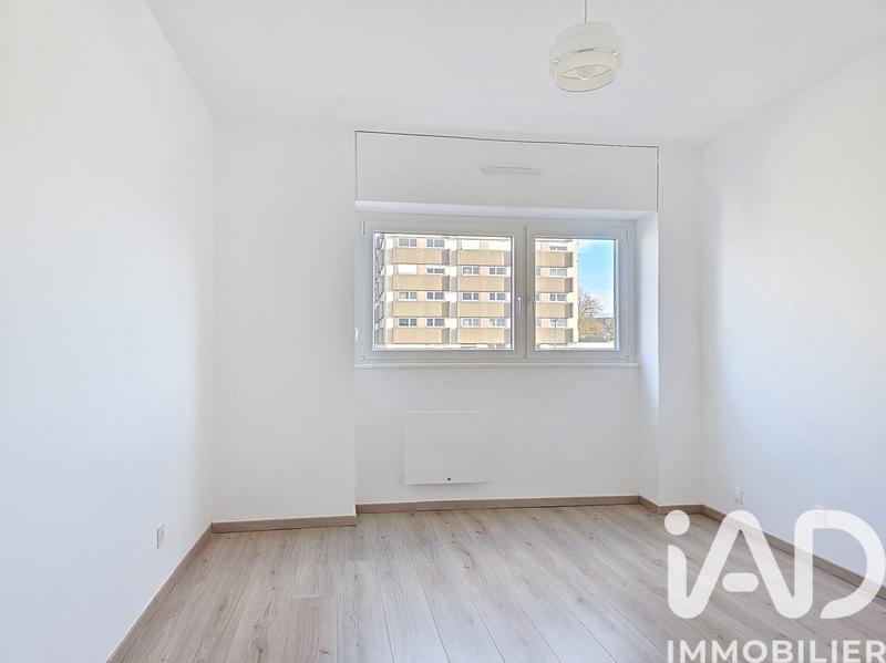 Appartement - 95 m² - 5 pièces