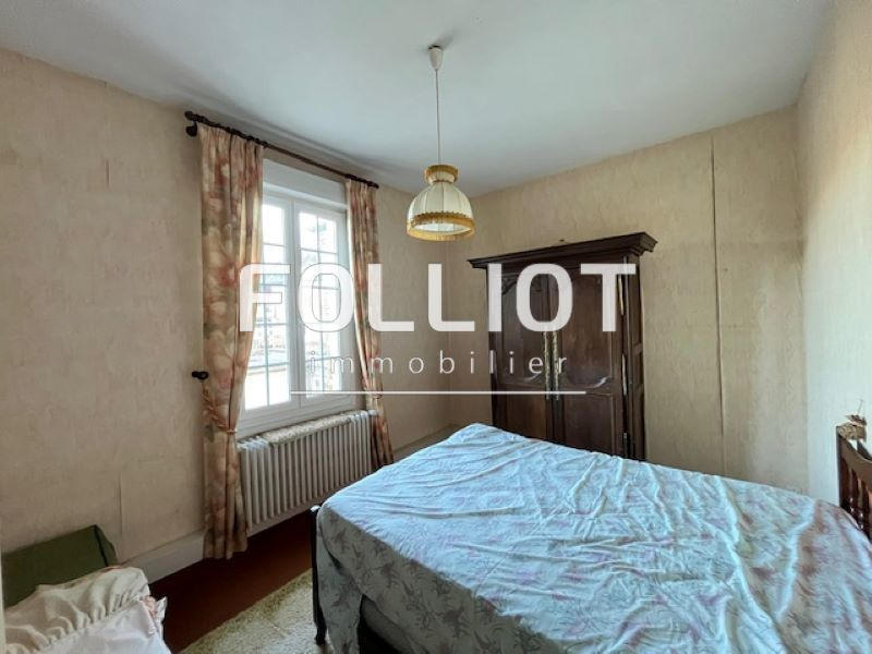 Maison - 225 m² - 6 pièces