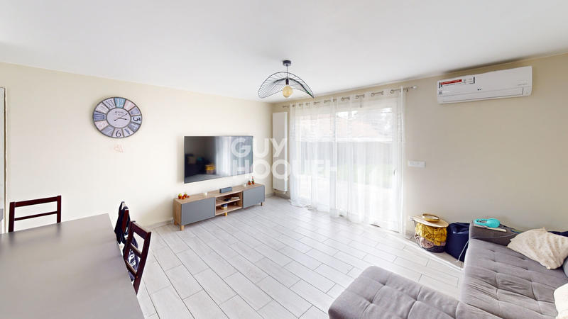 Maison - 95 m² - 5 pièces