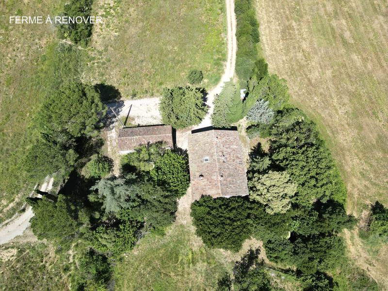 Mas - 585 m² - 8 pièces