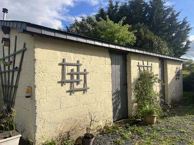 Maison - 198 m² - 8 pièces