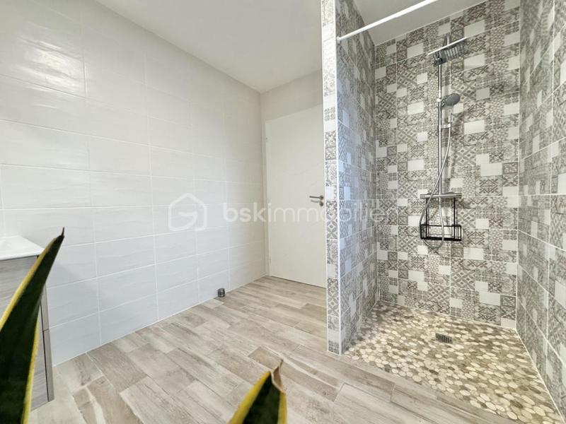 Maison traditionnelle - 107 m² - 4 pièces