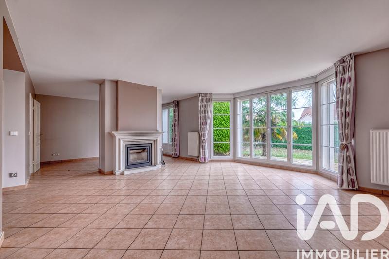 Maison - 182 m² - 8 pièces