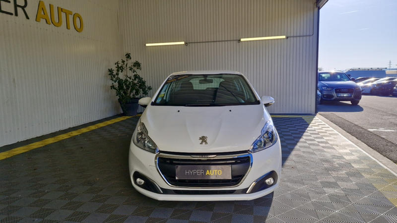 Peugeot 208 bluehdi 100 ss bvm5 active
