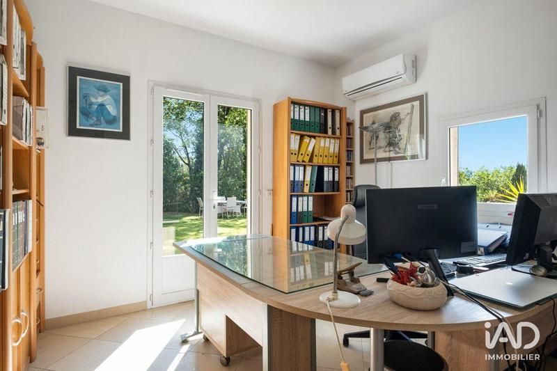 Maison - 180 m² - 5 pièces