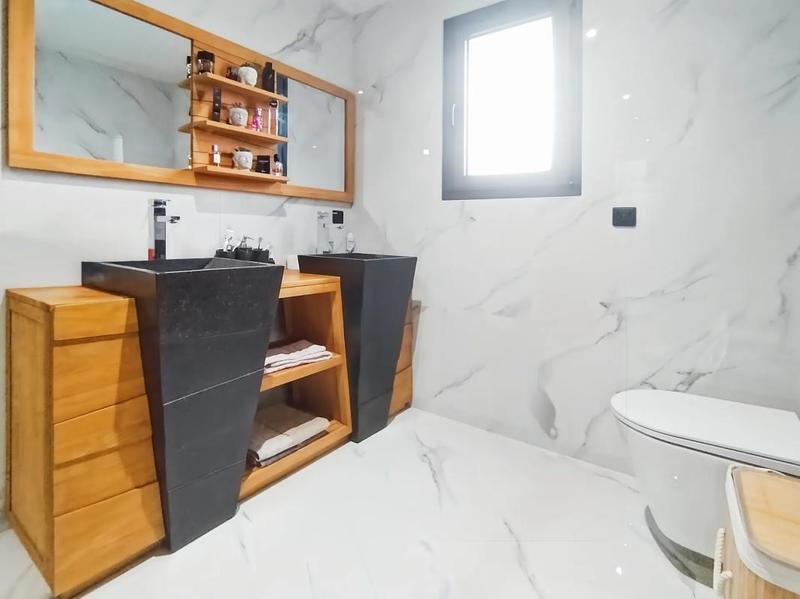 Maison - 148 m² - 5 pièces