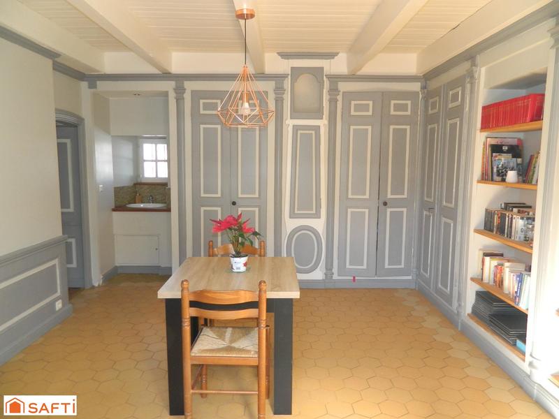 Maison - 452 m² - 13 pièces