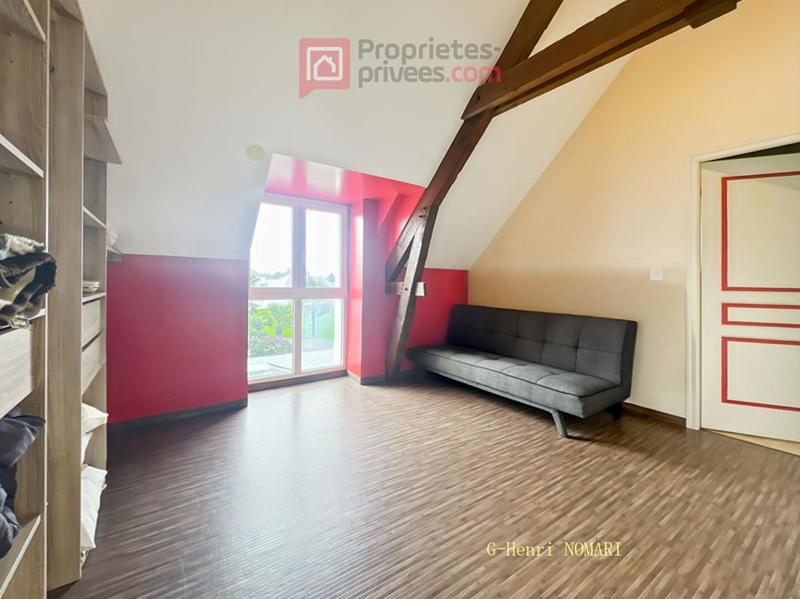 Maison - 214 m² - 7 pièces