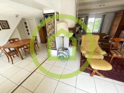 Maison - 120 m² - 6 pièces