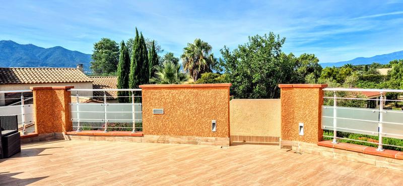 Maison - 188 m² - 7 pièces