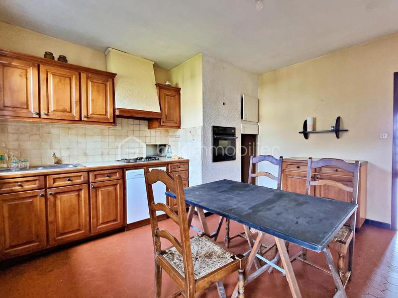 Maison traditionnelle - 195 m² - 6 pièces