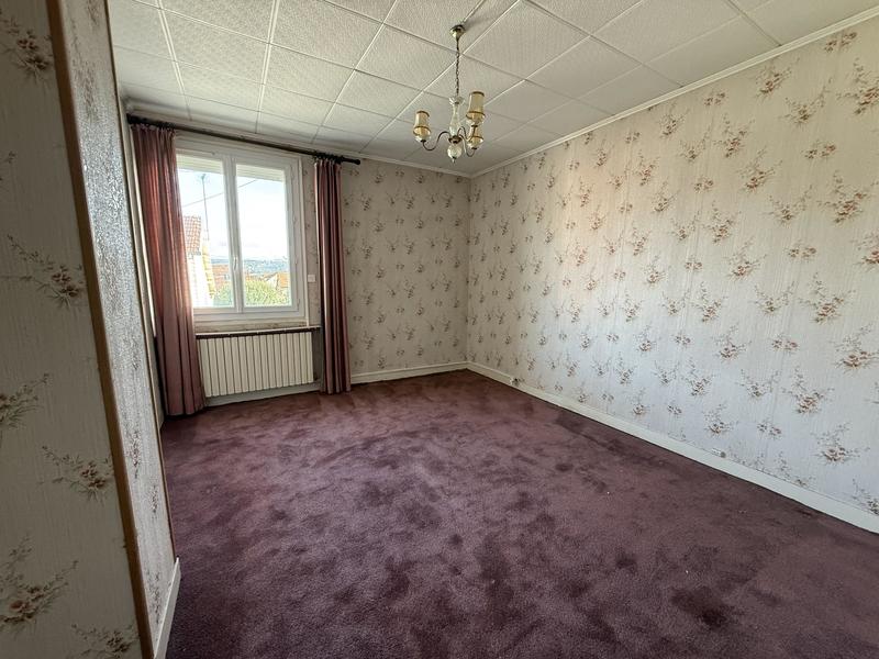 Maison - 80 m² - 5 pièces