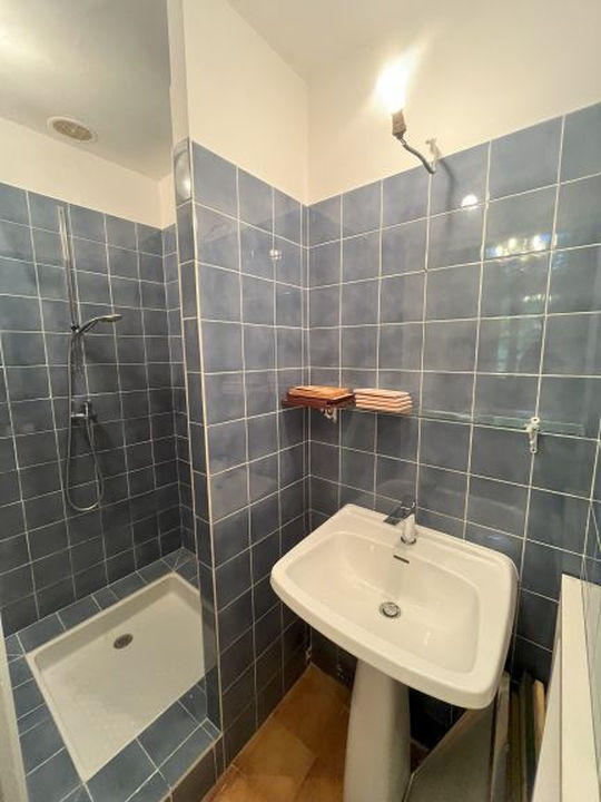 Maison - 284 m² - 9 pièces