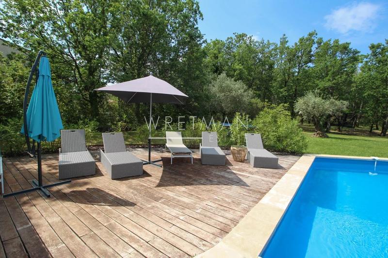 Villa - 198 m² - 7 pièces