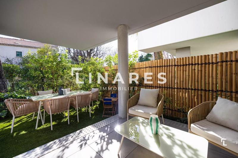 Appartement - 82 m² - 3 pièces