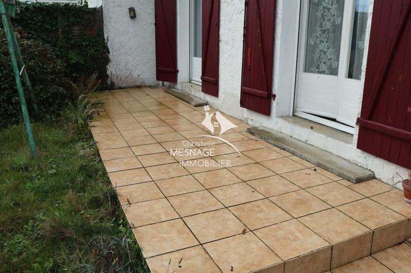 Maison traditionnelle - 97 m² - 6 pièces