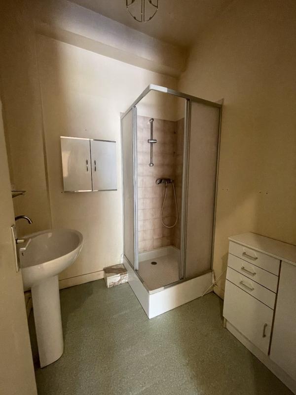 Appartement ancien - 86 m² - 3 pièces