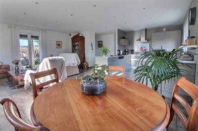 Maison - 113 m² - 6 pièces