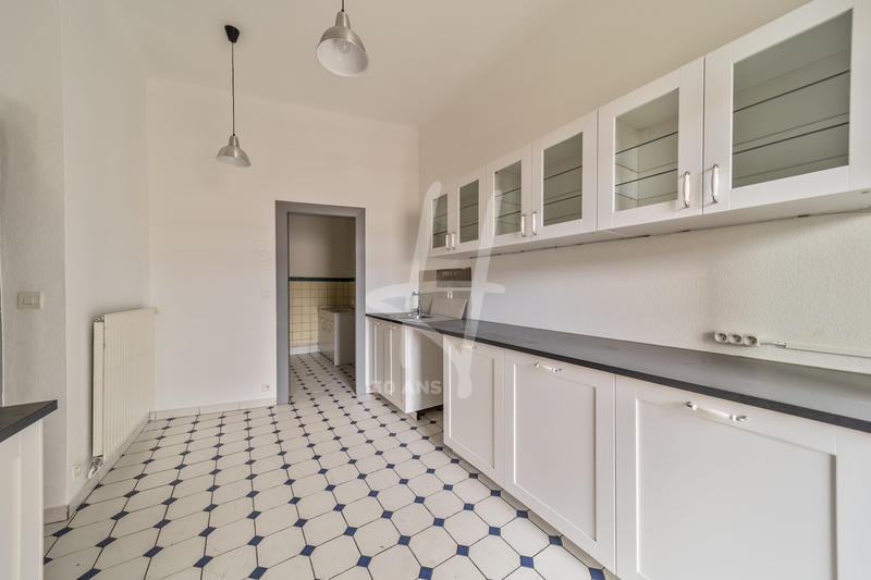 Appartement - 112 m² - 5 pièces