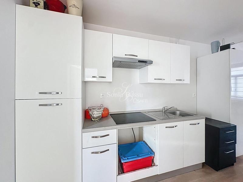 Appartement - 100 m² - 4 pièces