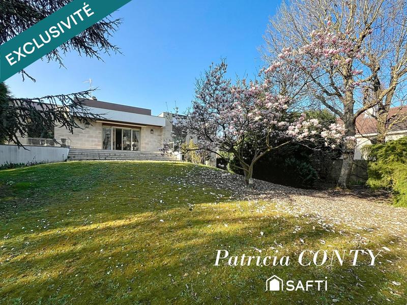 Maison - 460 m² - 11 pièces