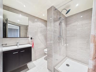 Immeuble - 203 m² - 6 pièces