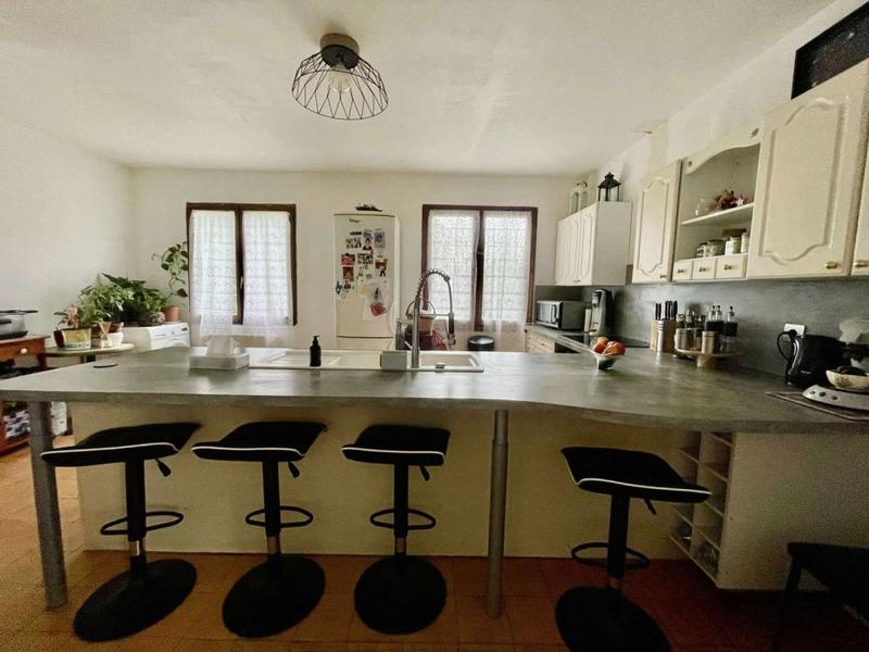 Maison - 99 m² - 6 pièces