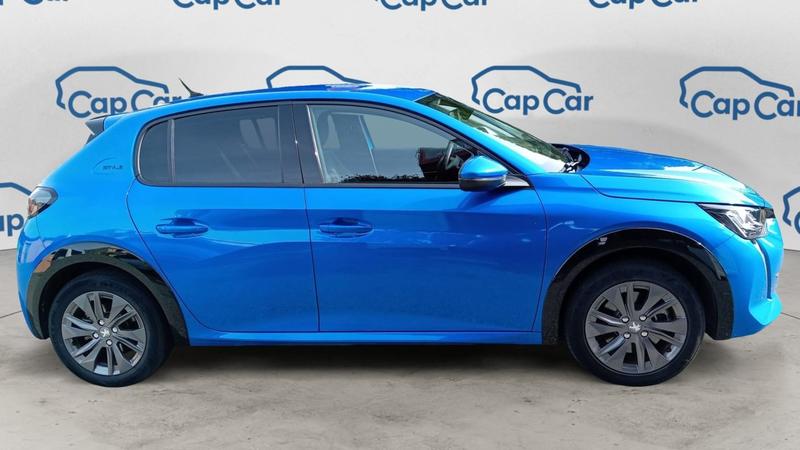 Peugeot E-208 136 50 kWh Style