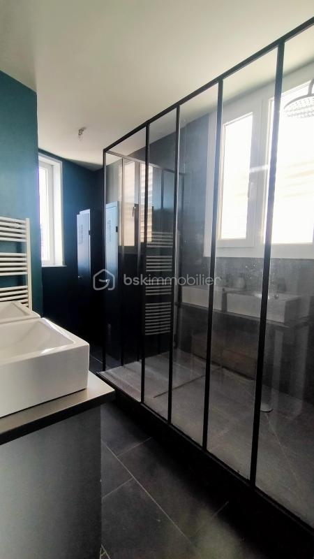 Maison de ville - 85 m² - 5 pièces