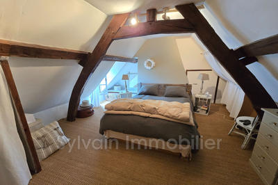 Maison - 103 m² - 5 pièces