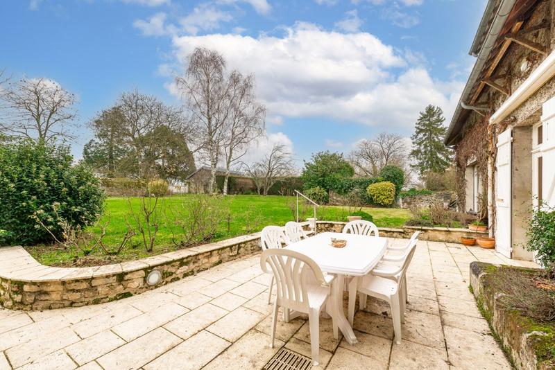 Maison - 355 m² - 13 pièces