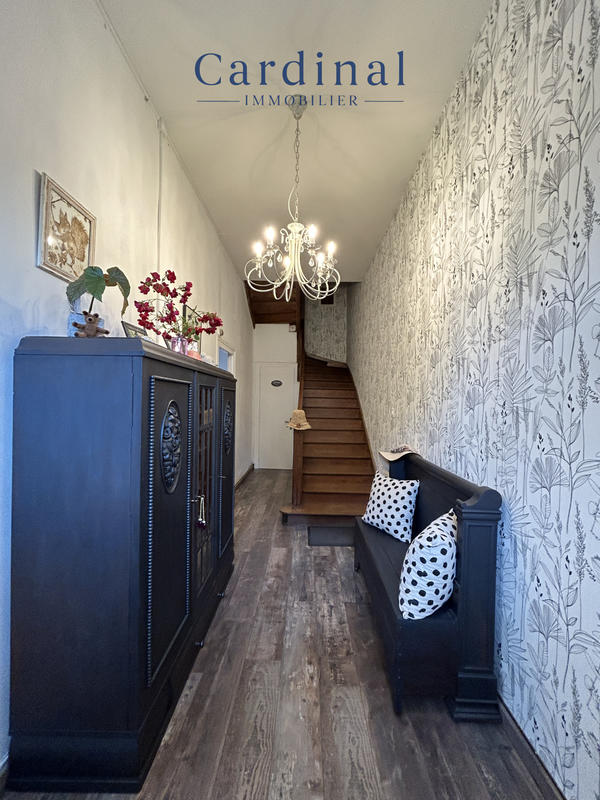 Maison - 150 m² - 8 pièces