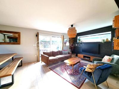 Maison de bois - 106 m² - 4 pièces