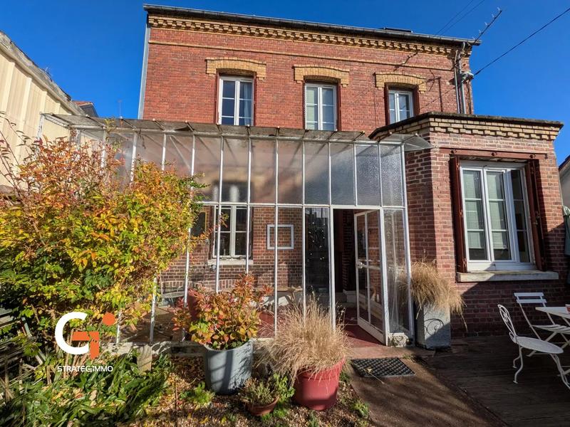 Maison - 100 m² - 6 pièces