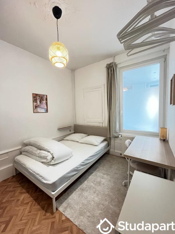 Chambre - 10 m² - 1 pièce