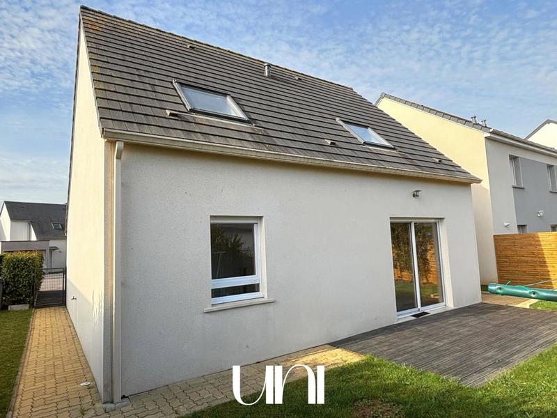 Maison - 98 m² - 4 pièces