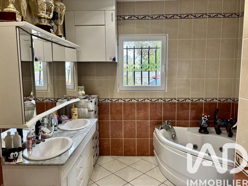 Maison - 128 m² - 4 pièces