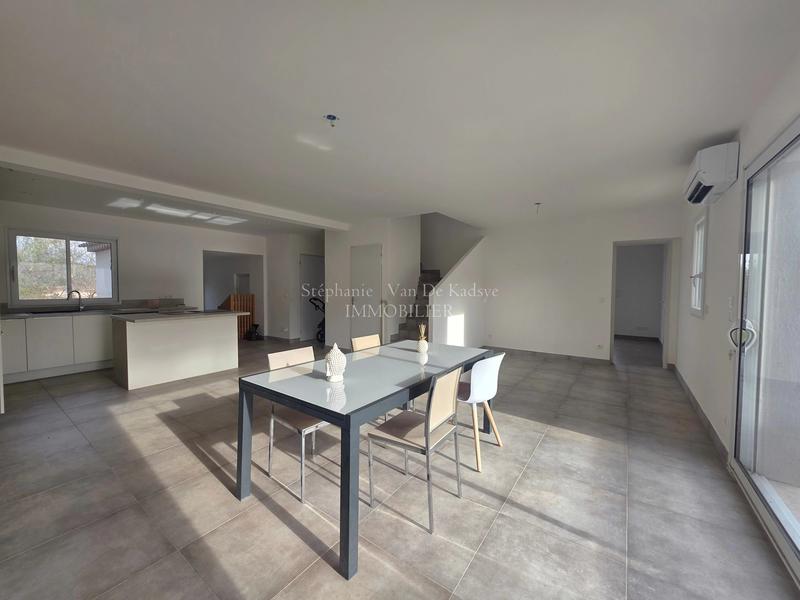 Villa - 120 m² - 5 pièces