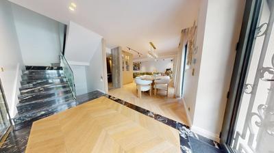 Villa - 200 m² - 7 pièces