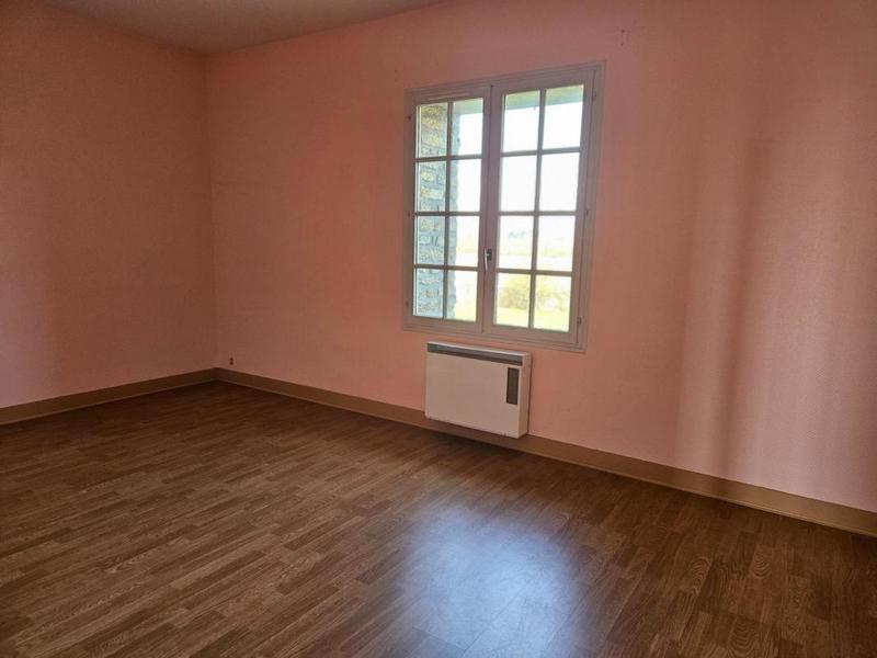 Maison - 244 m² - 9 pièces