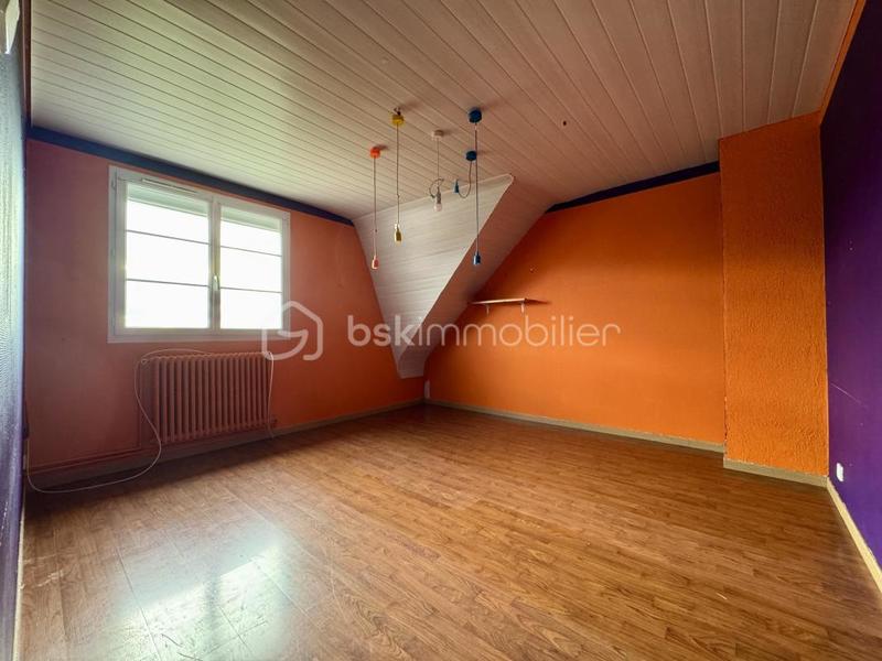 Maison traditionnelle - 194 m² - 7 pièces