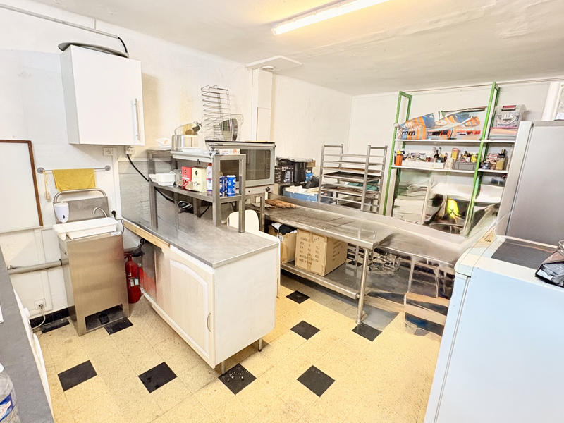 Appartement - 145 m² - 6 pièces