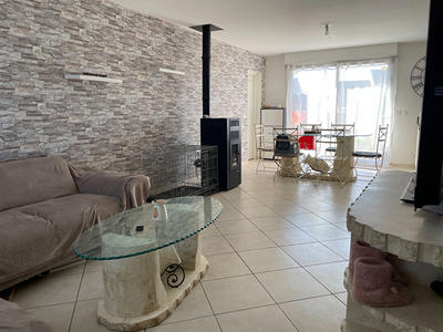 Maison - 95 m² - 6 pièces