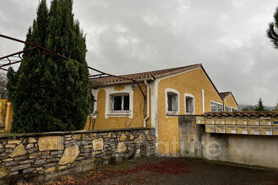 Local commercial - 227 m²