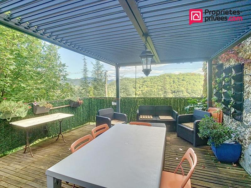 Maison - 167 m² - 7 pièces