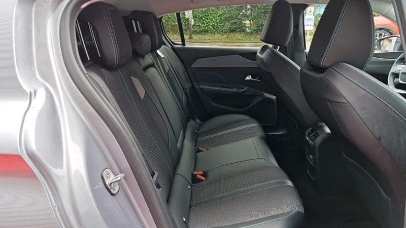 Peugeot 308 Phev 180 E-Eat8 Allure Pack