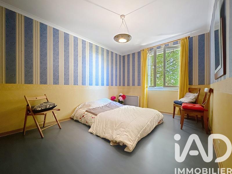 Maison - 184 m² - 9 pièces