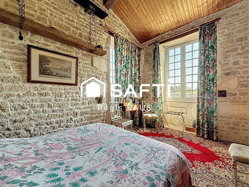 Maison de maîtres - 530 m² - 14 pièces